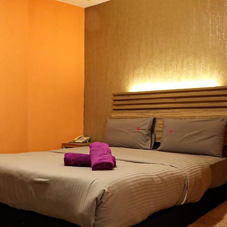Classical Boutique Hotel Puchong Exterior photo