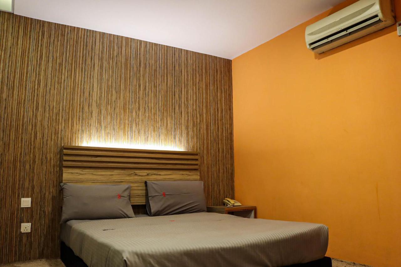 Classical Boutique Hotel Puchong Exterior photo